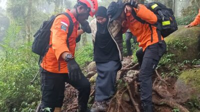 Dua Pendaki Alami Keadaan Darurat di Gunung Bulubaria, Basarnas Makassar Lakukan Evakuasi