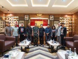 Pangdam Hasanuddin Pererat Kebersamaan dengan KPJ Makassar, Tanamkan Semangat Patriotisme kepada Generasi Muda