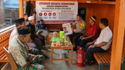 Antisipasi Kebakaran Lahan, Polisi di Arungkeke Jeneponto Edukasi Warga Soal Bahaya Bakar Sampah
