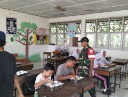 Sinergi Babinsa dan Sekolah di Gowa demi Suksesnya Penyaluran Makan Bergizi Gratis