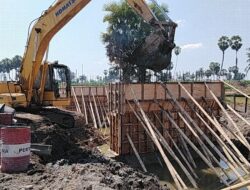 TNI dan Rakyat Bersatu, Pembangunan Jembatan di Desa Salajangki Terus Berlanjut