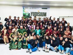 FEB UIT Makassar Yudisium 35 Mahasiswa, Rektor Dorong Lulusan Terus Berkarya dan Kampus Semakin Berkembang